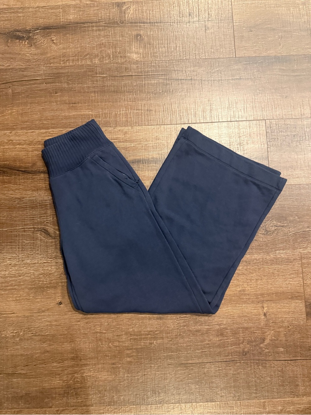 Alo | Serenity Wide Leg Sweatpant